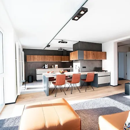 Apartment And Business - Wohnen Auf Zeit